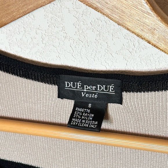 Due per Due Women's Black Tan Stretch Striped Cardigan Sweater Small Long 40” - Picture 6 of 9